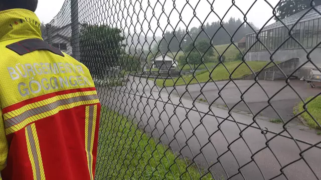 Bürgermeister Danny Kuhl an der Einsatzstelle Kläranlage © Feuerwehr Göggingen